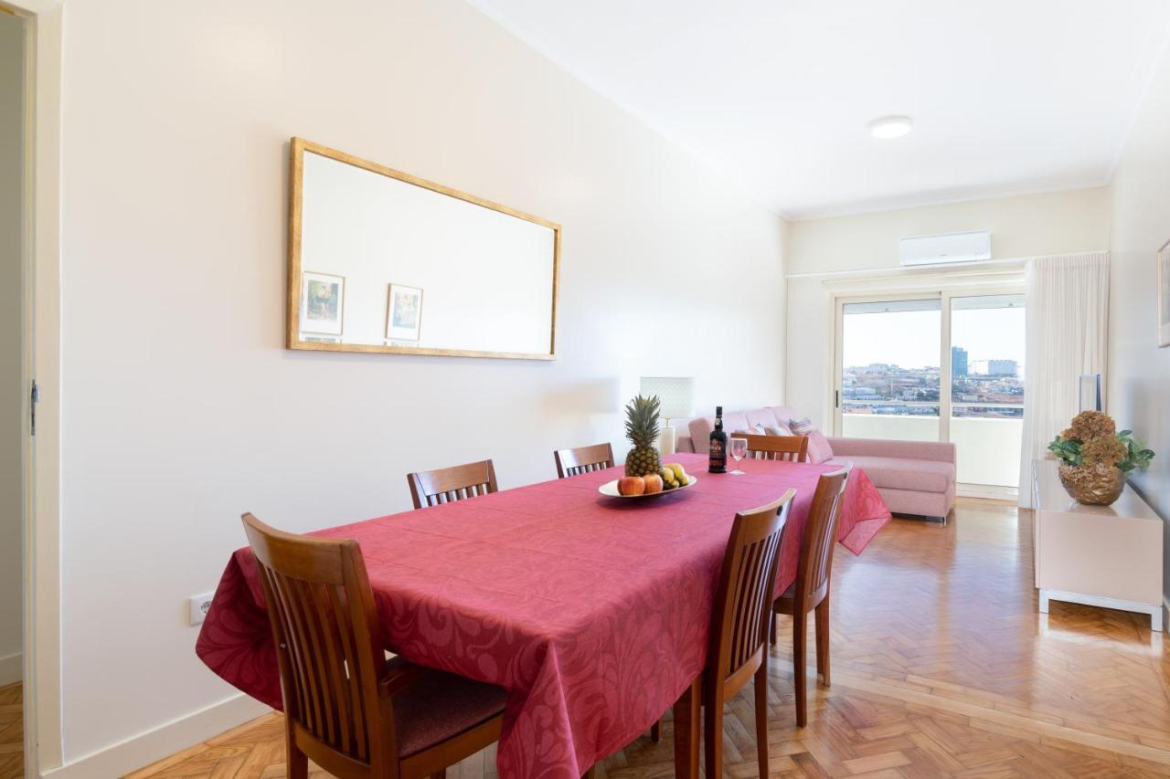 Host Wise - Lovely Bright Flat - Instaworthy View Apartment *