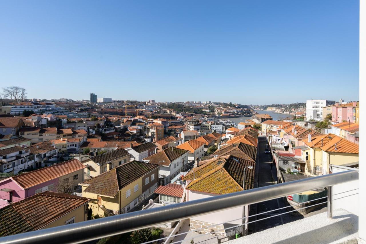 Host Wise - Lovely Bright Flat - Instaworthy View *